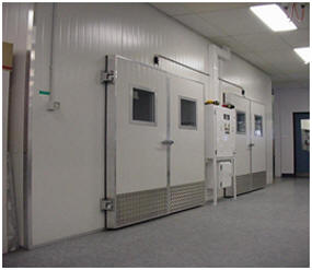 Environmental testing chamber for Dermaray phototherapy.
